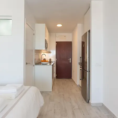 Torremolinos, Bonito Estudio En Calle Campillos Apartment *